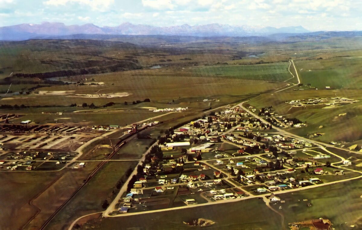 Can you date this photo of Cochrane?